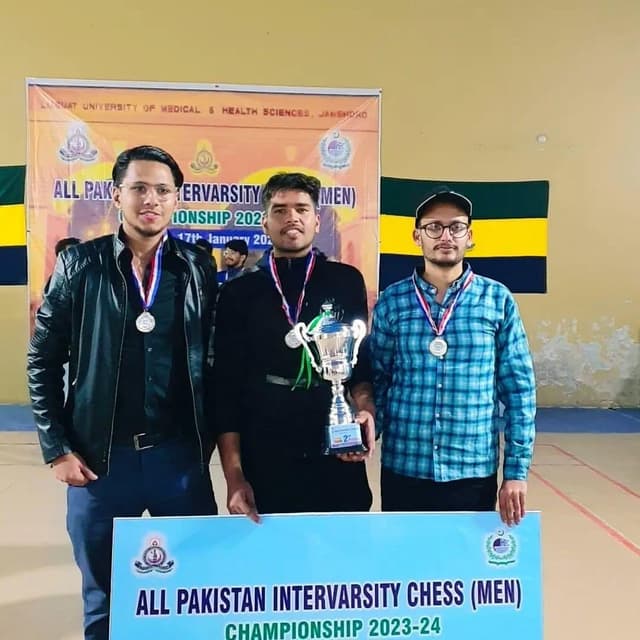 Boys team wins Silver at HEC Intervarsity